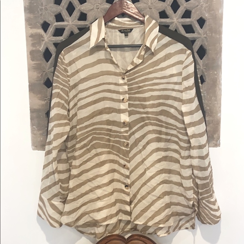 Massimo dutti fine Italian button down shirt EUC